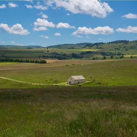 Hébergement de vacances Le Buron De Champanouse 4/6 Personnes La Panouse (Lozere)